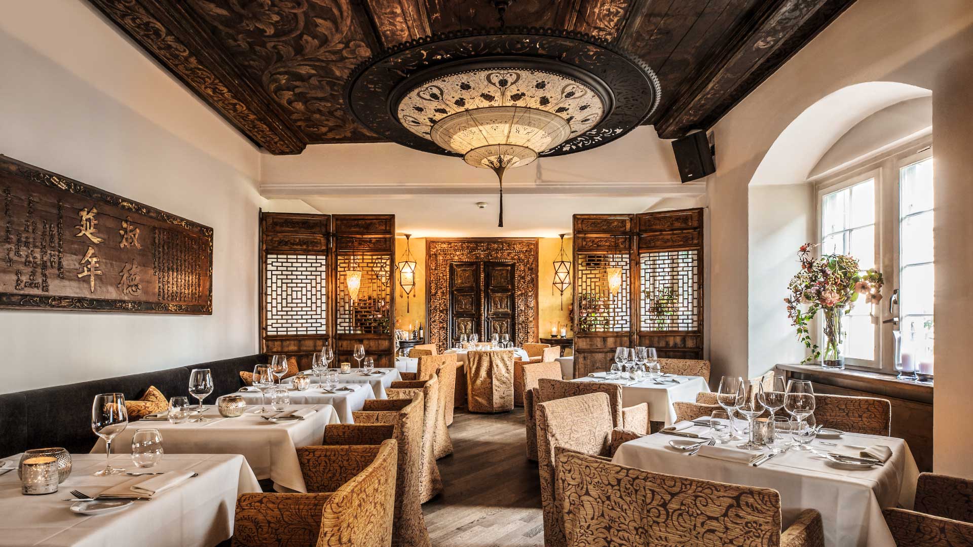 Taos Restaurant Bar Zurich Restaurant, Bar und Smoker’s Lounge am